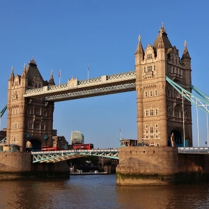 Baştanbaşa Büyük Britanya Türk Havayolları İle Ekstra Turlar Dahil