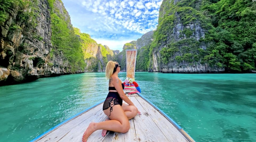 BANGKOK VE PHUKET TURU