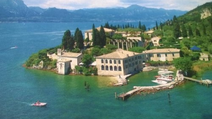 OTOBÜSLÜ BÜYÜK İTALYA VE YUNANİSTAN MASALI TURU